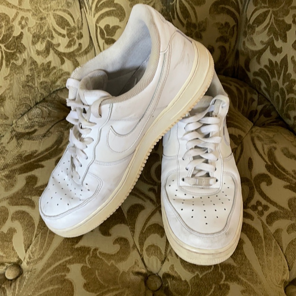 Nike Men Air Force 1 '07 Low White 9.5